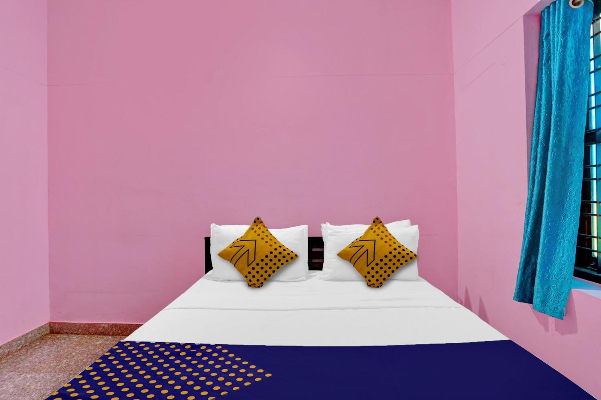 Hotel O Ashok Inn Kazhakuttam Bagian luar foto